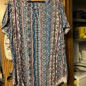 Vibrant Geometric Short Sleeve Top